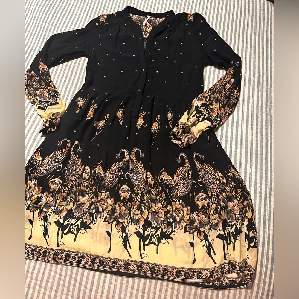 Free‎ People Black Floral Paisley Border Print Boho Mini Dress XS Long Sleeve
